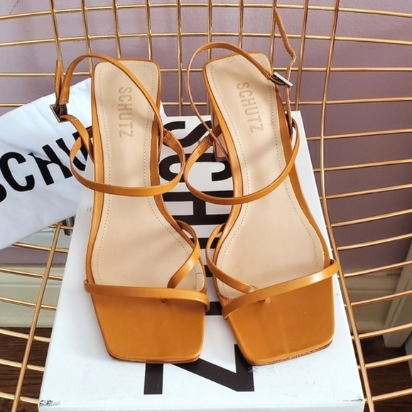 Schutz Amaia Sandals - Picture 4 of 6